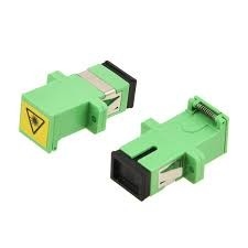 Flangeless Fiber Optic Coupler with Shutter